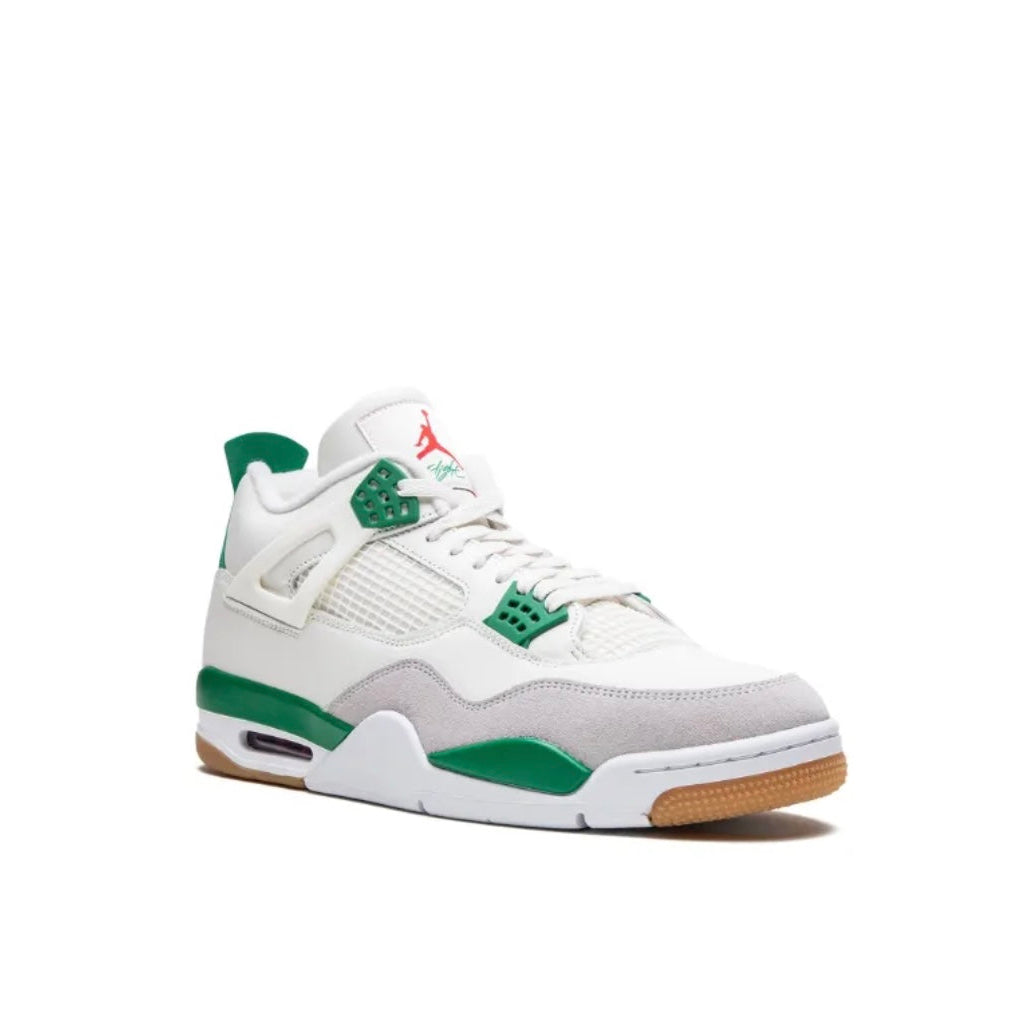 Air Jordan 4 SB "Pine Green" sneakers